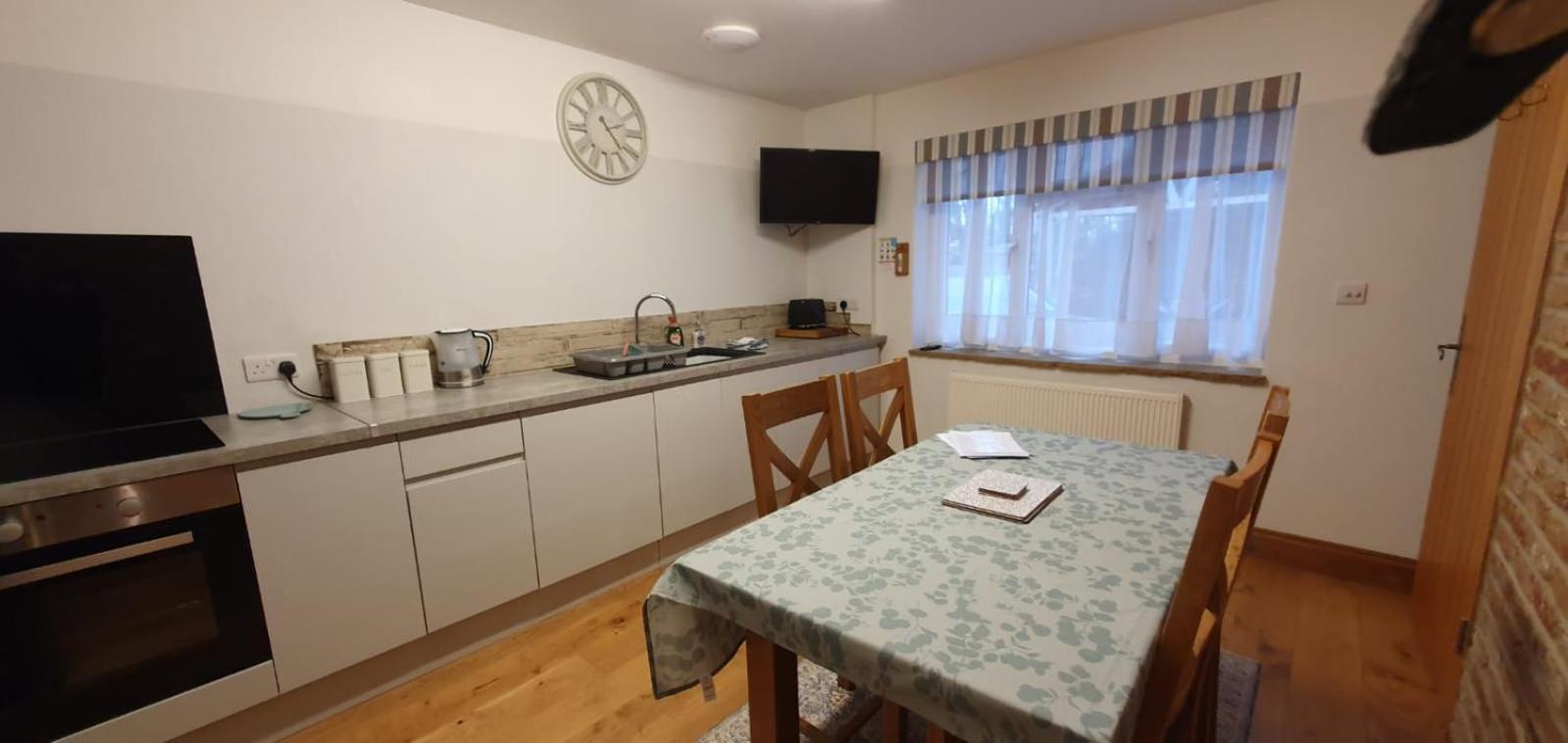 Mulberry Cottage Near Goodwood Chichester Bagian luar foto